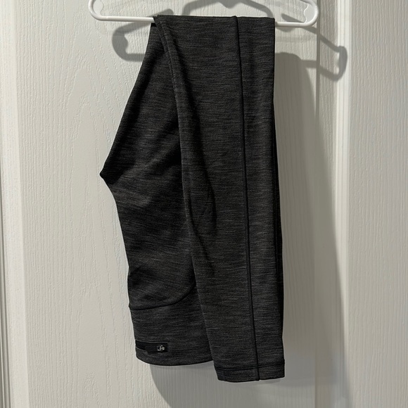 Lululemon Gray Leggings Brushed Materal Size 4 - Picture 4 of 6